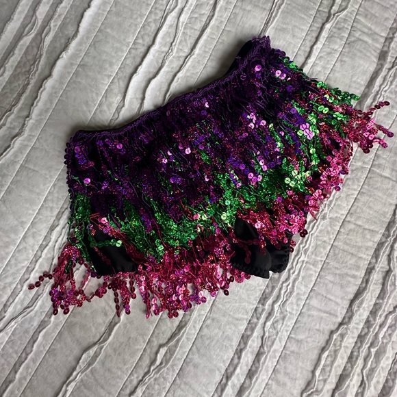 Sequin mini shorts - Picture 3 of 8